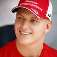 Apja nyomában: a Ferrari 1000. versenyhétvégéjén pattan volán mögé az ijfú Schumacher az F1-ben