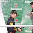 Azta! Ennek a nőnek a segítségével utasította maga mögé az F1-es-mezőnyt Verstappen