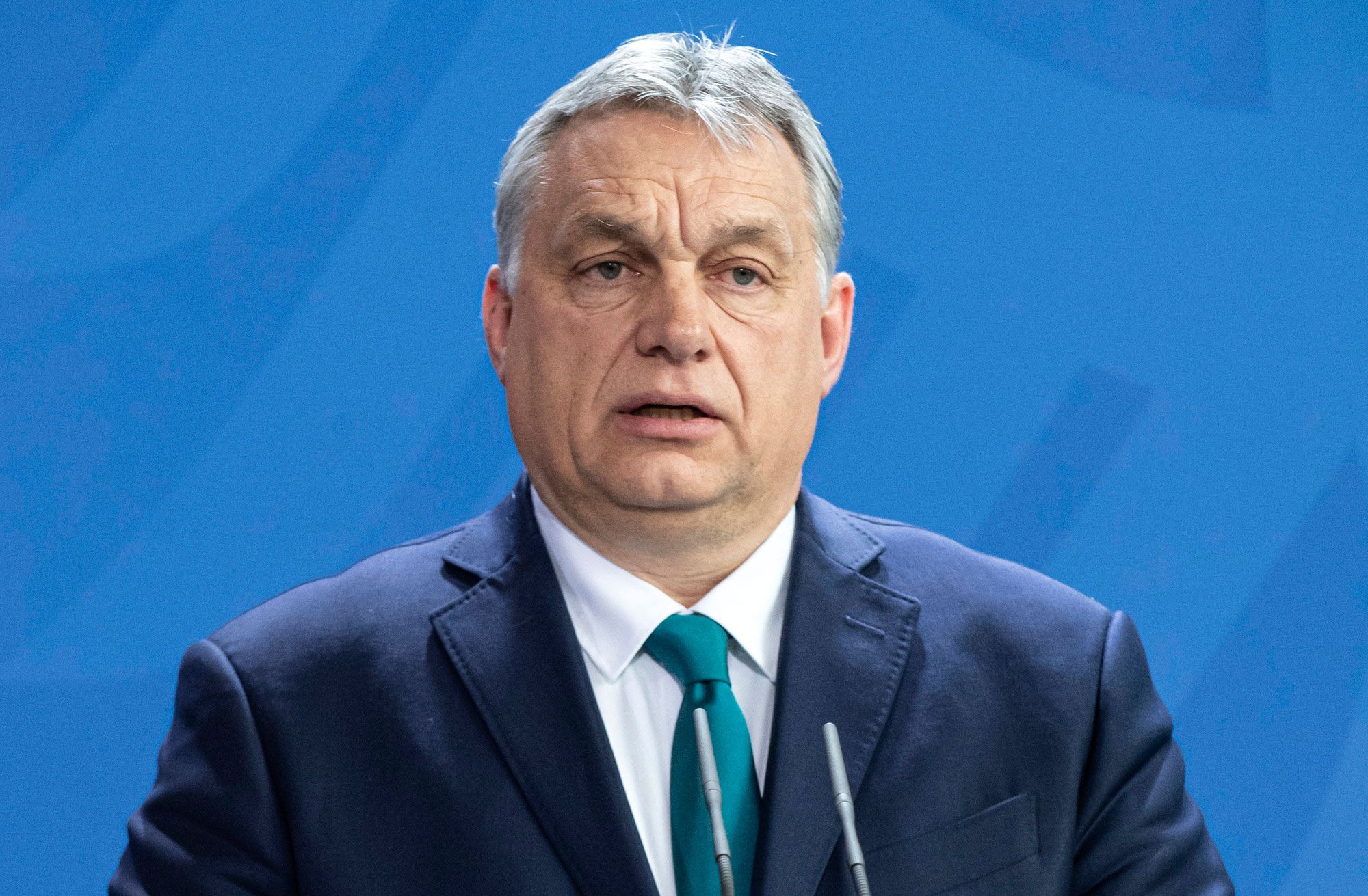 Orbán Viktor miniszterelnök búcsúzik Göröcs Jánostól / Fotó: MTI/Szigetváry Zsolt