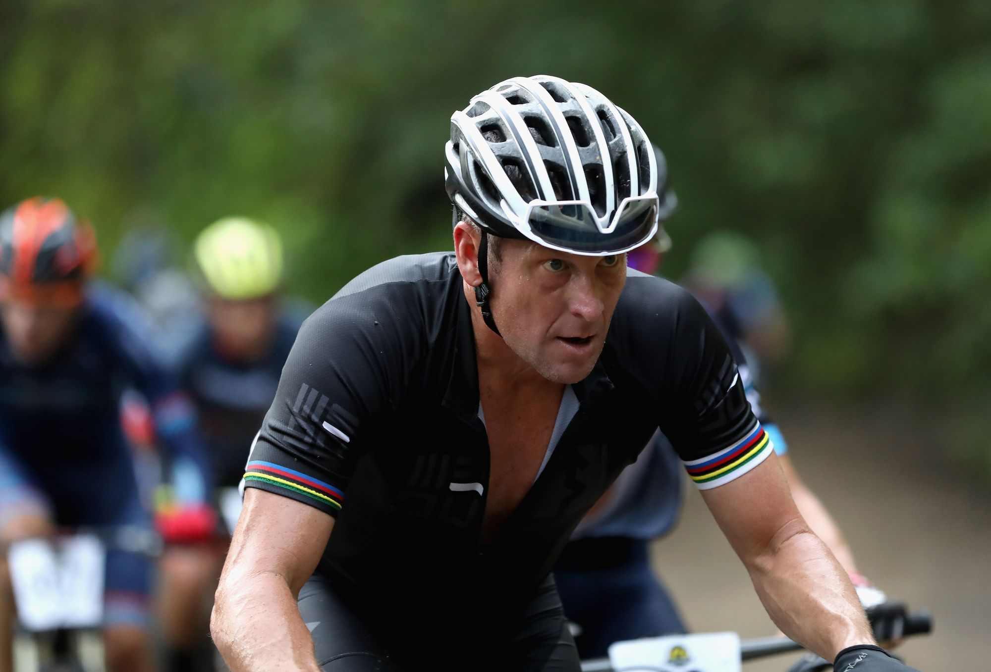 A Tour de France-sikereitől a doppingolása miatt megfosztott Lance Armstronggal lehet bringázni/Fotó:Getty Images
