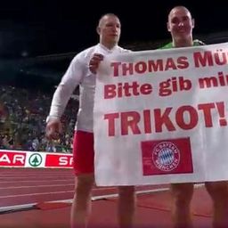 Thomas Müller nem okozott csalódást: a német futballsztár meglepte a magyar kalapácsvetőt