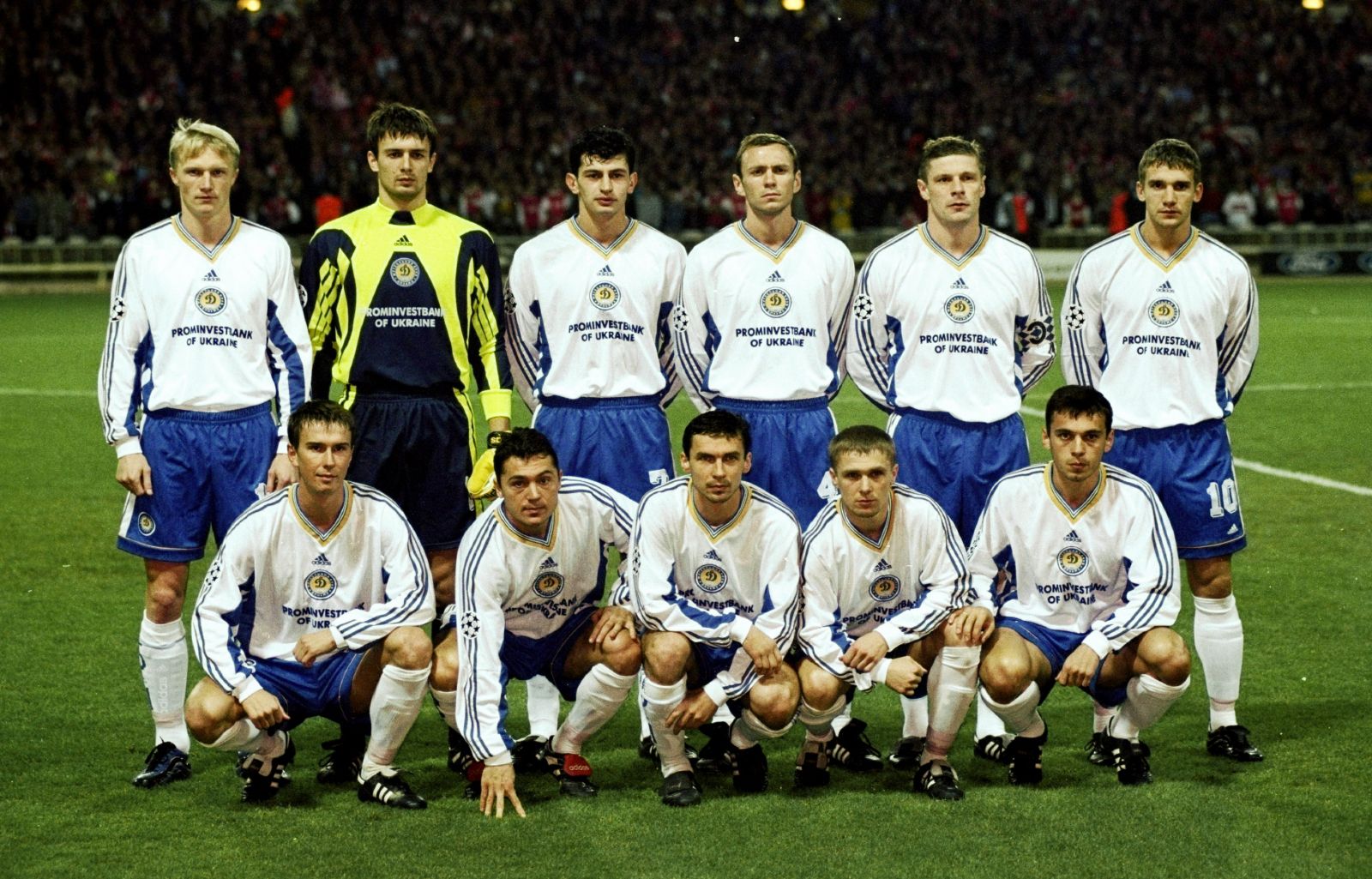 A Kijev a 90-es években hazájában egyeduralkodónak számított, de Európában is sikerült észrevetetnie magát, például amikor Sevcsenko mesterhármasával és Rebrov góljával 4-0-ra legyőzték a Barcelonát a Camp Nouban. /Fotó: thesefootballtimes.co