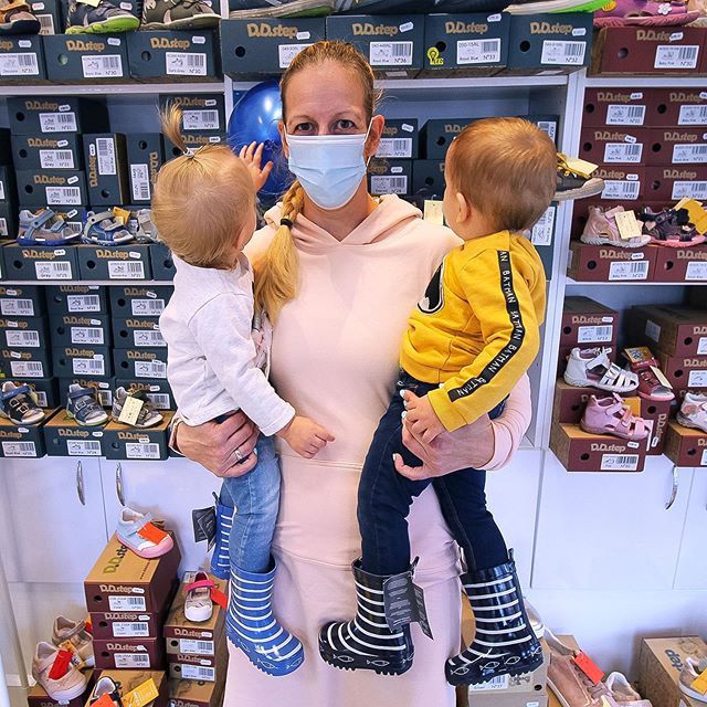 Döntés – A vívónő és férje úgy határozott, hogy gyermekei arcát még a közösségi médiában sem mutatják meg. / Fotó: Instagram