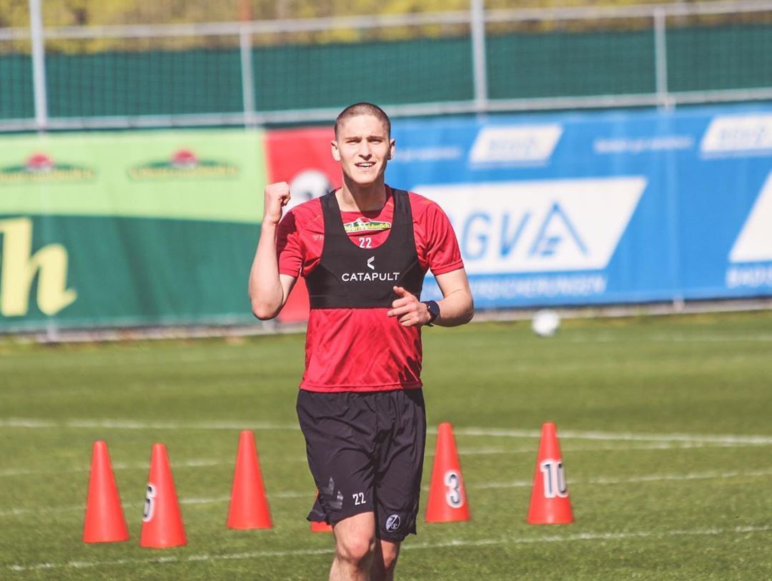 A Freiburg focistája örül, hogy újra tréningezhet /Fotó: Instagram