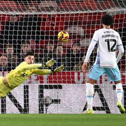 Visszatérhet Manchesterbe az ifjú Trafford, de régi-új állomása nem az Old Trafford…