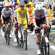 Elütöttek egy nézőt a Tour de France-on – videó