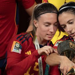 Újabb fordulat: mégis folytatják a sztrájkot a világbajnok spanyol játékosok