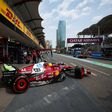 Hamilton vezérletével Ferrarik az élen a második bakui szabadedzésen