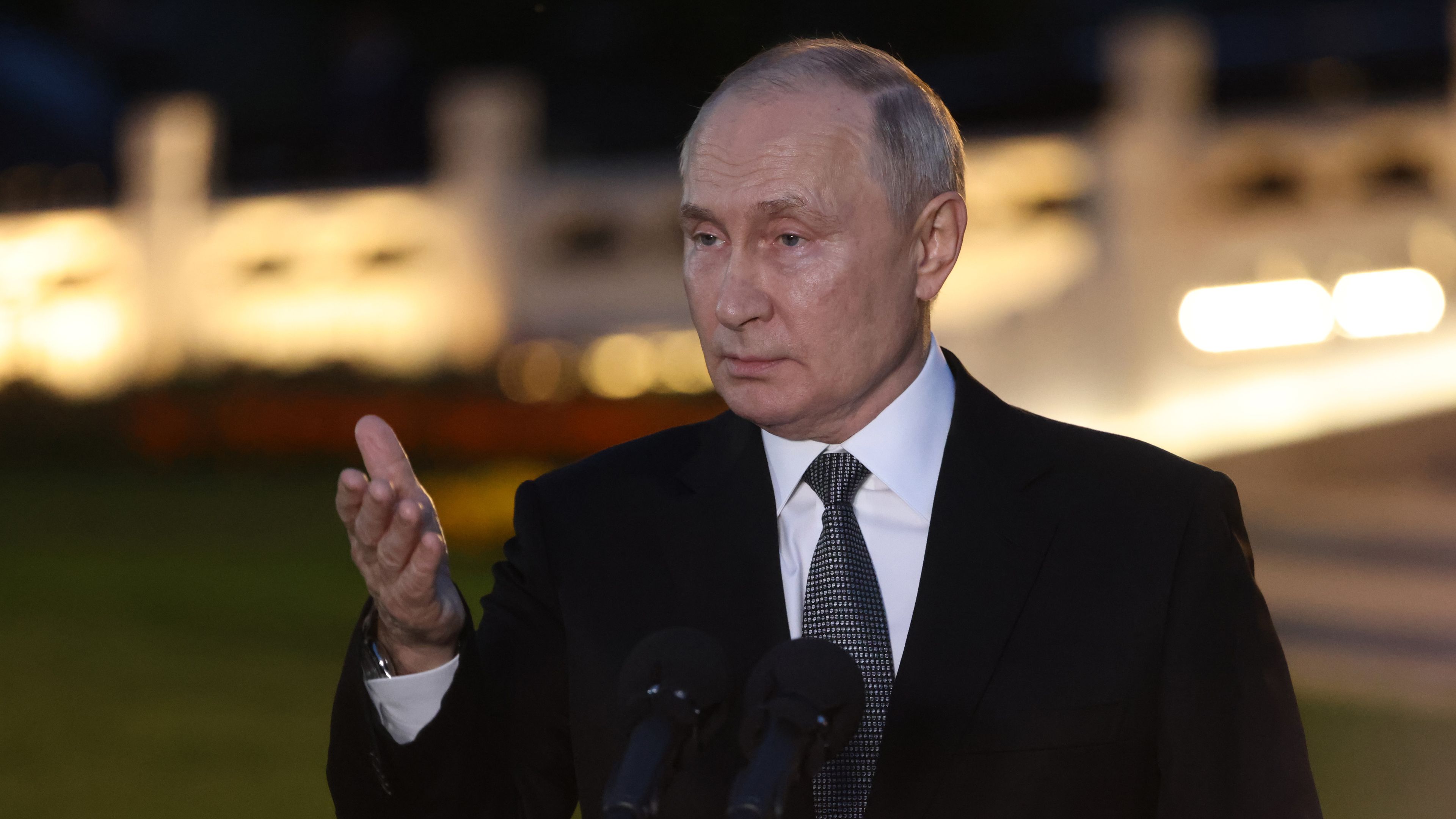 Vlagyimir Putyin a NOB-ot kritizálta