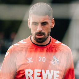 Ijesztő sérülést szenvedett a Bundesliga-csapat kapusa
