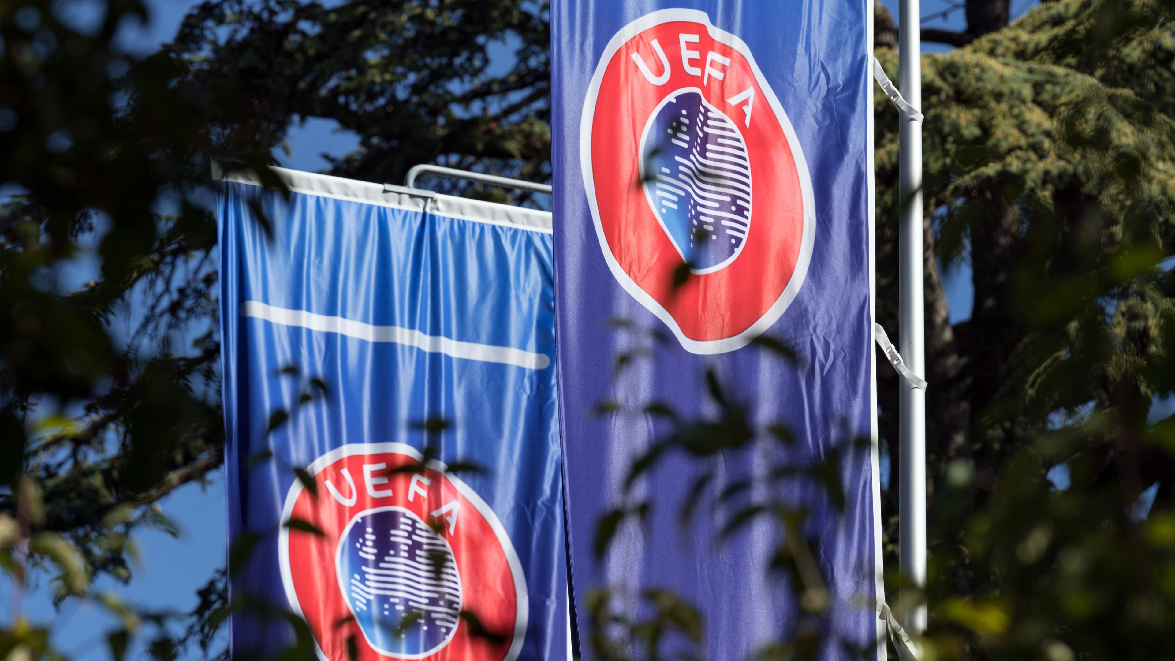 Döntött az UEFA a belga-svédről és az izraeli csapatok kupaszerepléséről