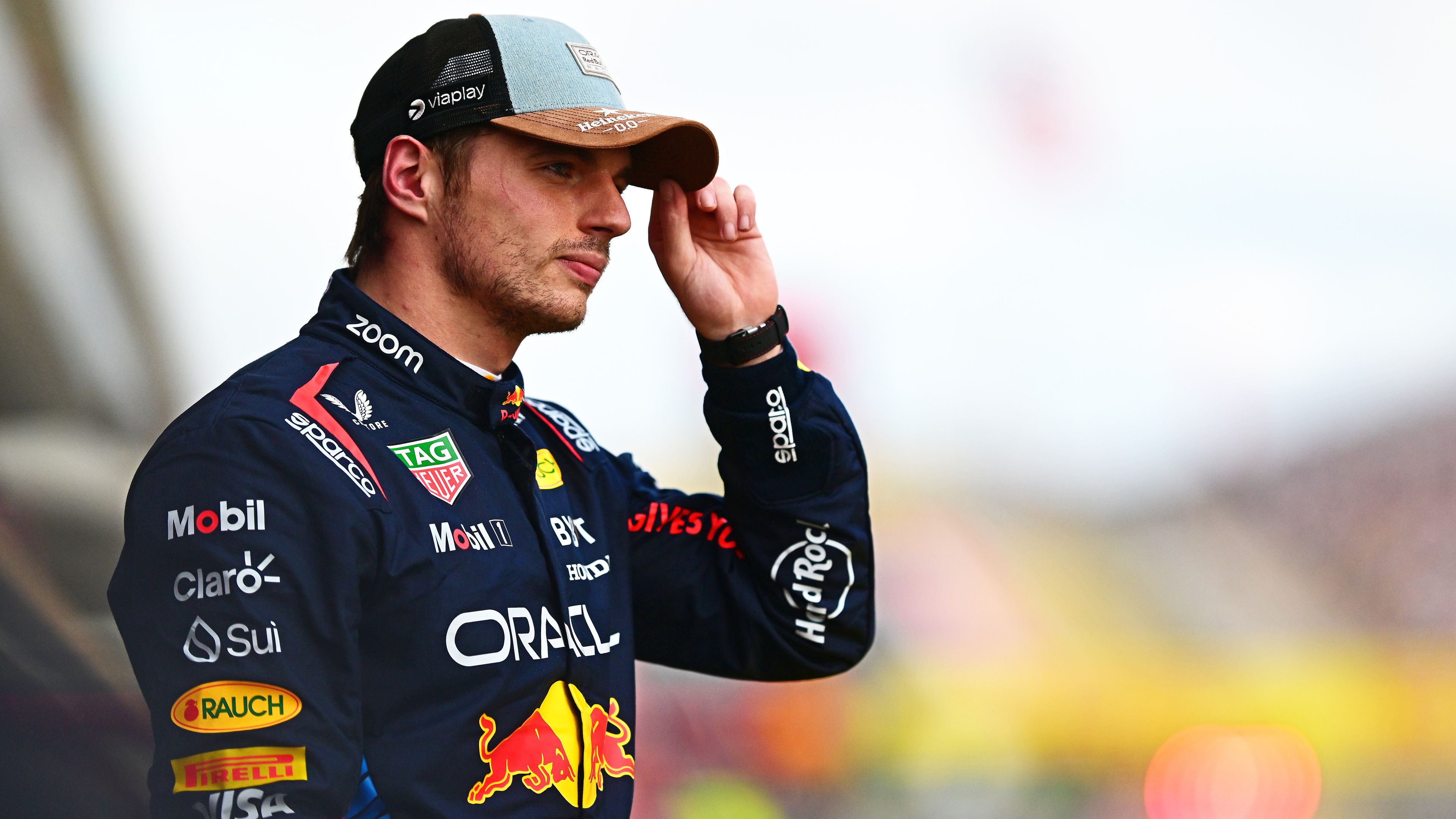 Max Verstappen 12 ezreddel vert meg Russellt