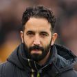 Ezzel a győzelemmel két pontra megközelítette a United a Liverpoolt