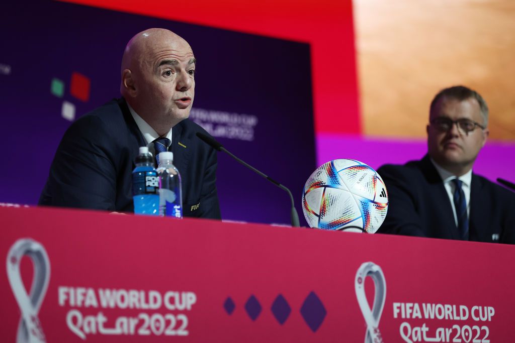 Gianni Infantino, a FIFA elnöke a fogyatékosokat, meleget, a migránsokat emlegette, és azt is, hogy Európának bocsánatot kell kérnie Katartól (Fotó: Getty Images)