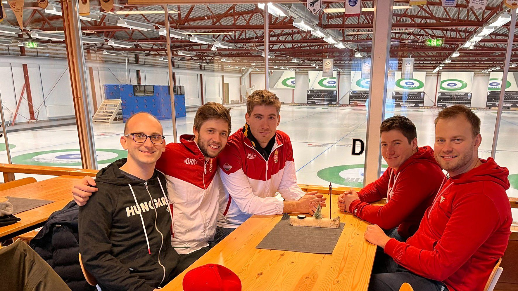 Győzelemmel kezdett a magyar férfi csapat a curling Eb-n