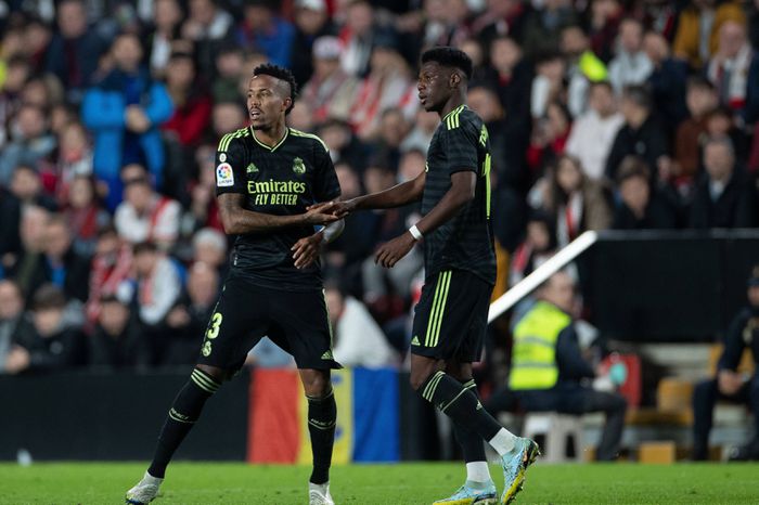 Éder Militao hetekre kidőlt