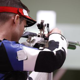 Péni és Dénes ezüstérmes a puskások vegyescsapat számában