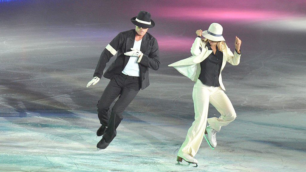Roman Kosztomarov és Tatyjana Navka egy 2011-es pekingi bemutatón (Fotó: Getty Images)