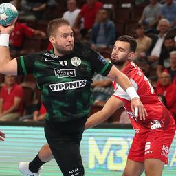 Súlyos sérülés és Veszprém-továbbjutás a Ferencváros ellen a Magyar Kupában – videóval