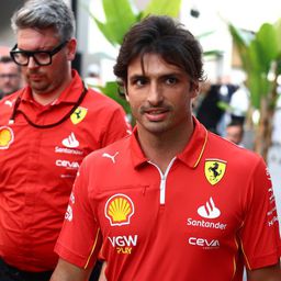 Sainz felépült és versenyezni fog az Ausztrál Nagydíjon