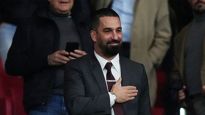 Arda Turan felfüggesztett börtönt kapott