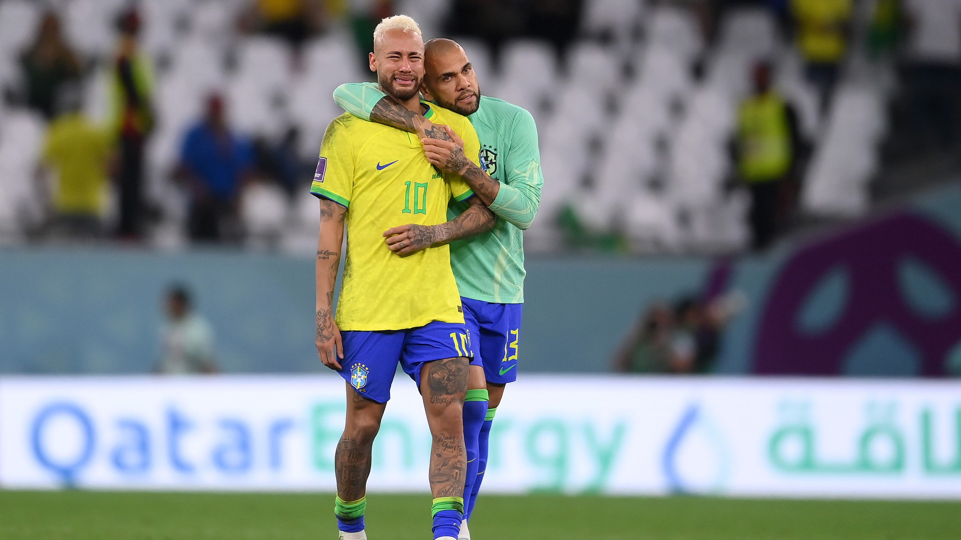 Neymar és Dani Alves nagyszerű kapcsolatot ápol