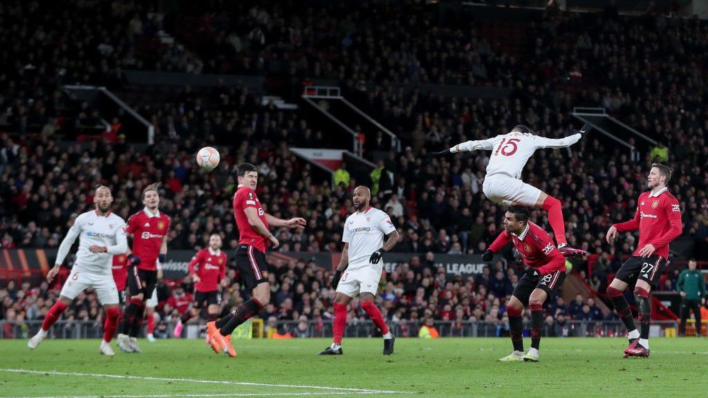 Egy héttel korábban a Manchester United kétgólos előnyt herdált el hazai pályán a fehér mezes Sevilla ellen. (Fotó: Getty Images)