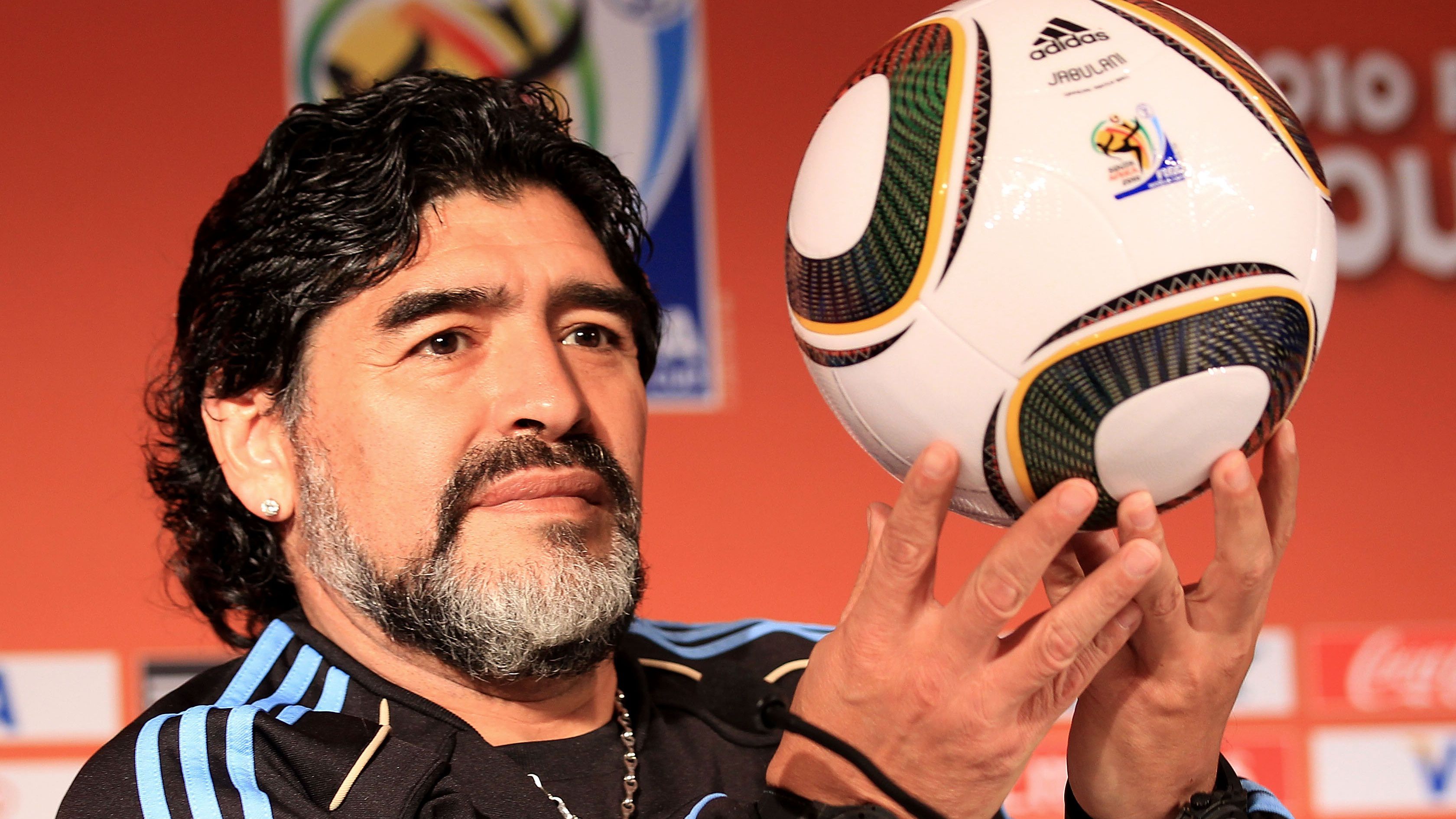 Jövőre kezdődhet a per Maradona halálának ügyében