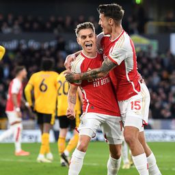 Három nyeretlen meccs után ismét nyert a tabella élére ugró Arsenal – videóval