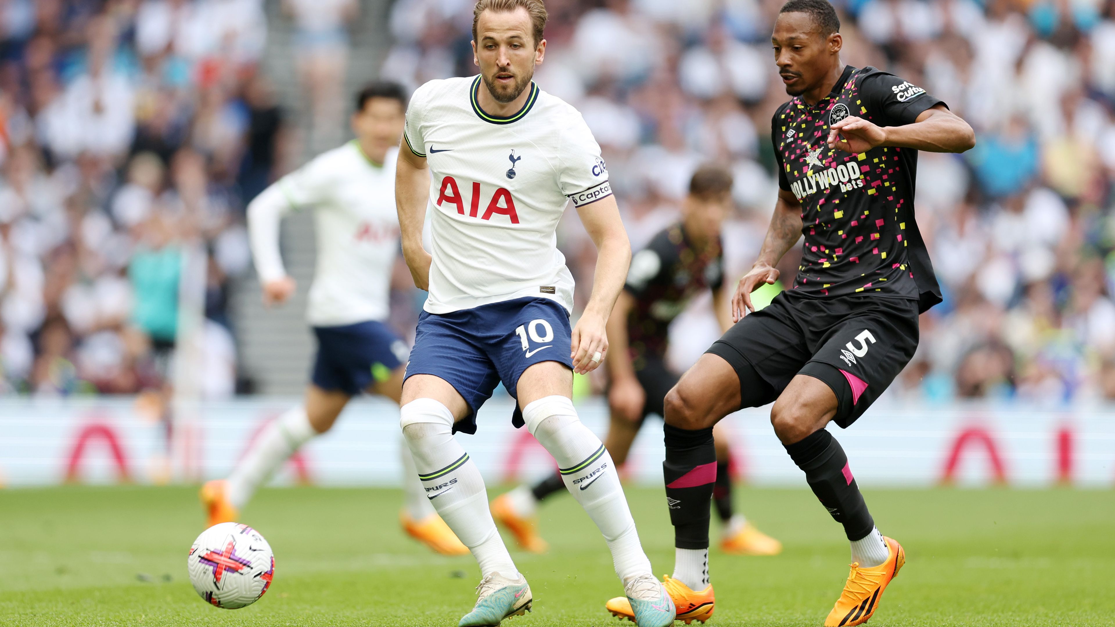 Kane-re lehet számítani, hatalmas gólt lőtt, mégis kikapott a Tottenham – videóval