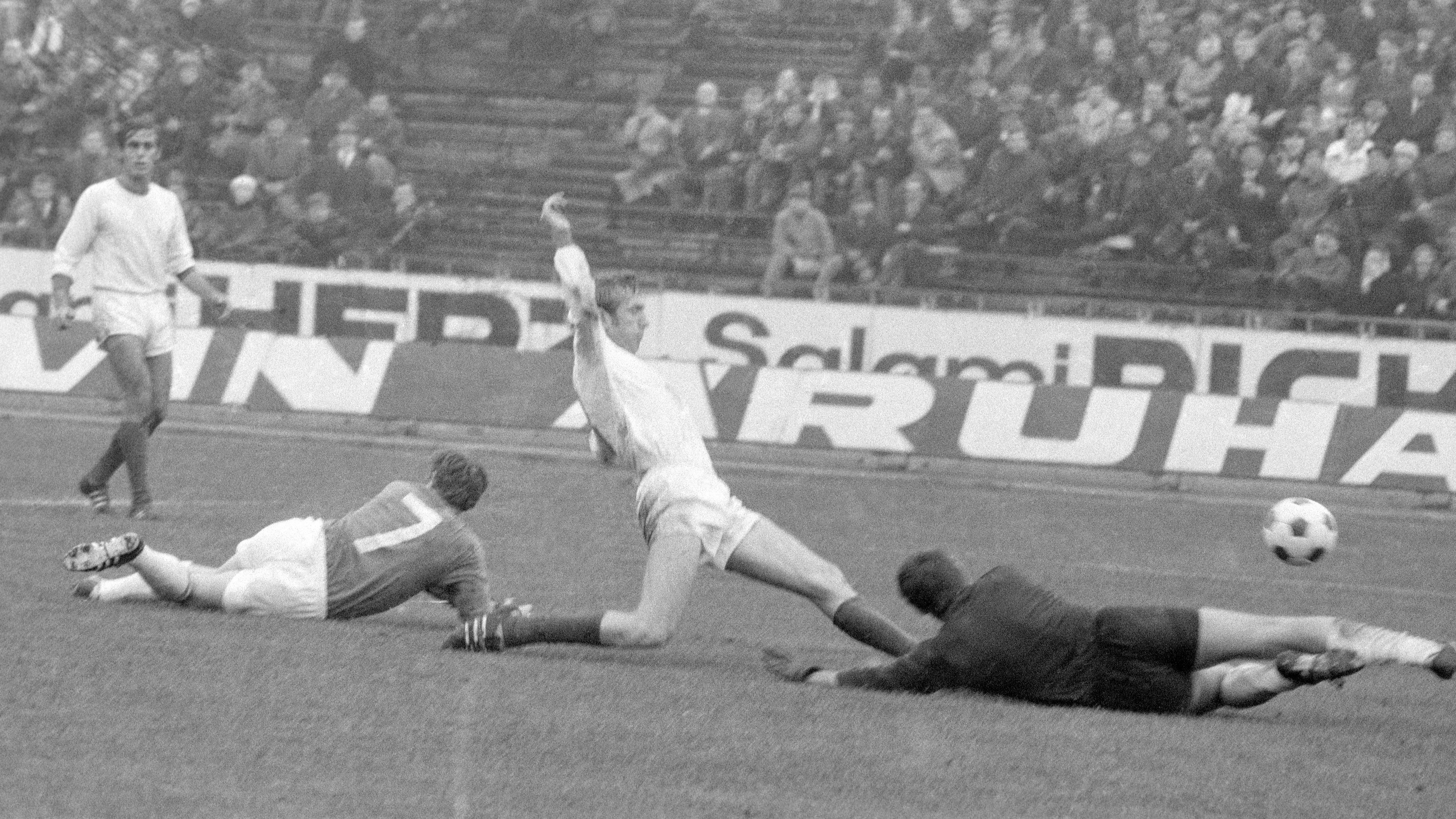 Cruyff és Best csapattársa is volt – 75 éves az újpestiek egykori kiváló védője, Horváth József