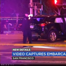 Mellkason lőtt sofőr, elütött biciklisek: Dzurjákék örülhetnek, hogy nem esett bajuk San Franciscóban