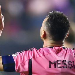Schumacher ellen kampányol Messi