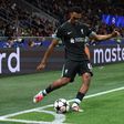 Kylian Mbappé után a Liverpool sztárja is focicsapatot vásárolna