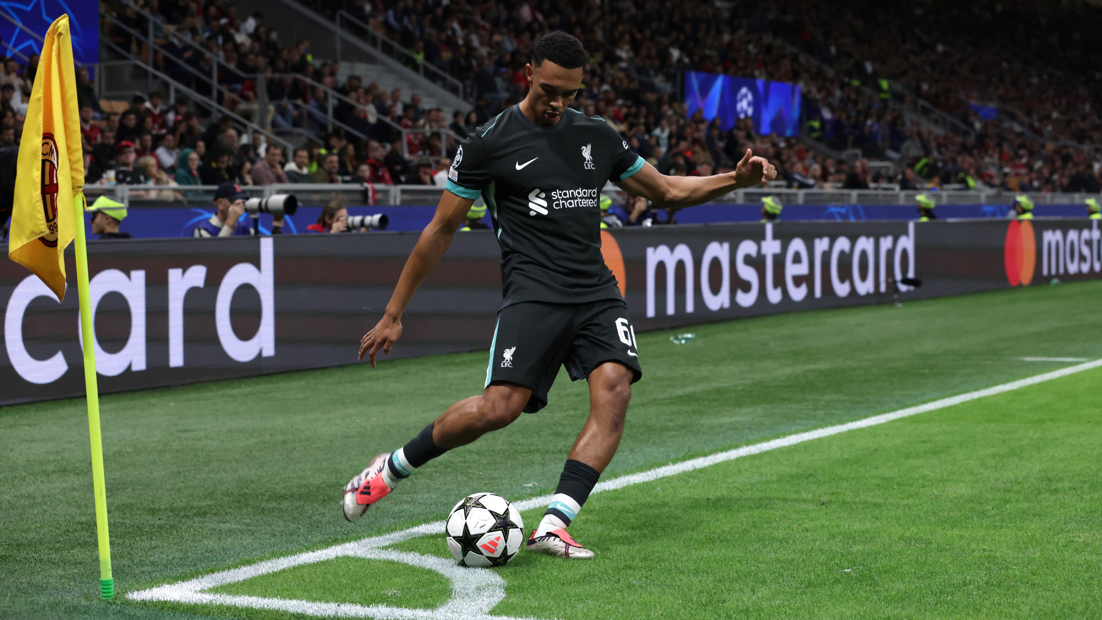 Az AC Milan elleni keddi BL-találkozón gólpasszt adott Trent Alexander-Arnold