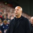Arne Slot a liverpooli derbi előtt elárulta, miben kell fejlődni a csapatának