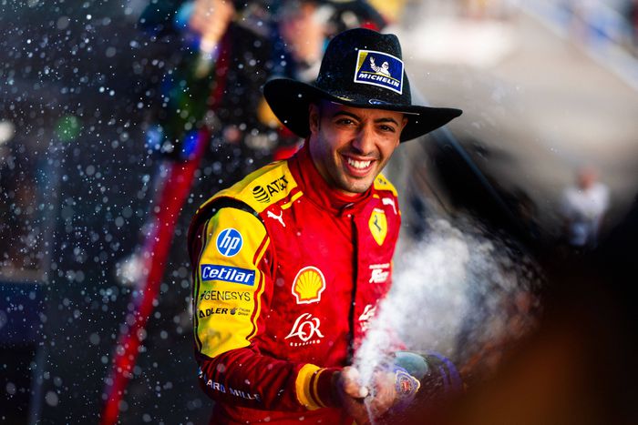 Antonio Fuoco váltja Lewis Hamiltont a mexikóvárosi szabadedzésen