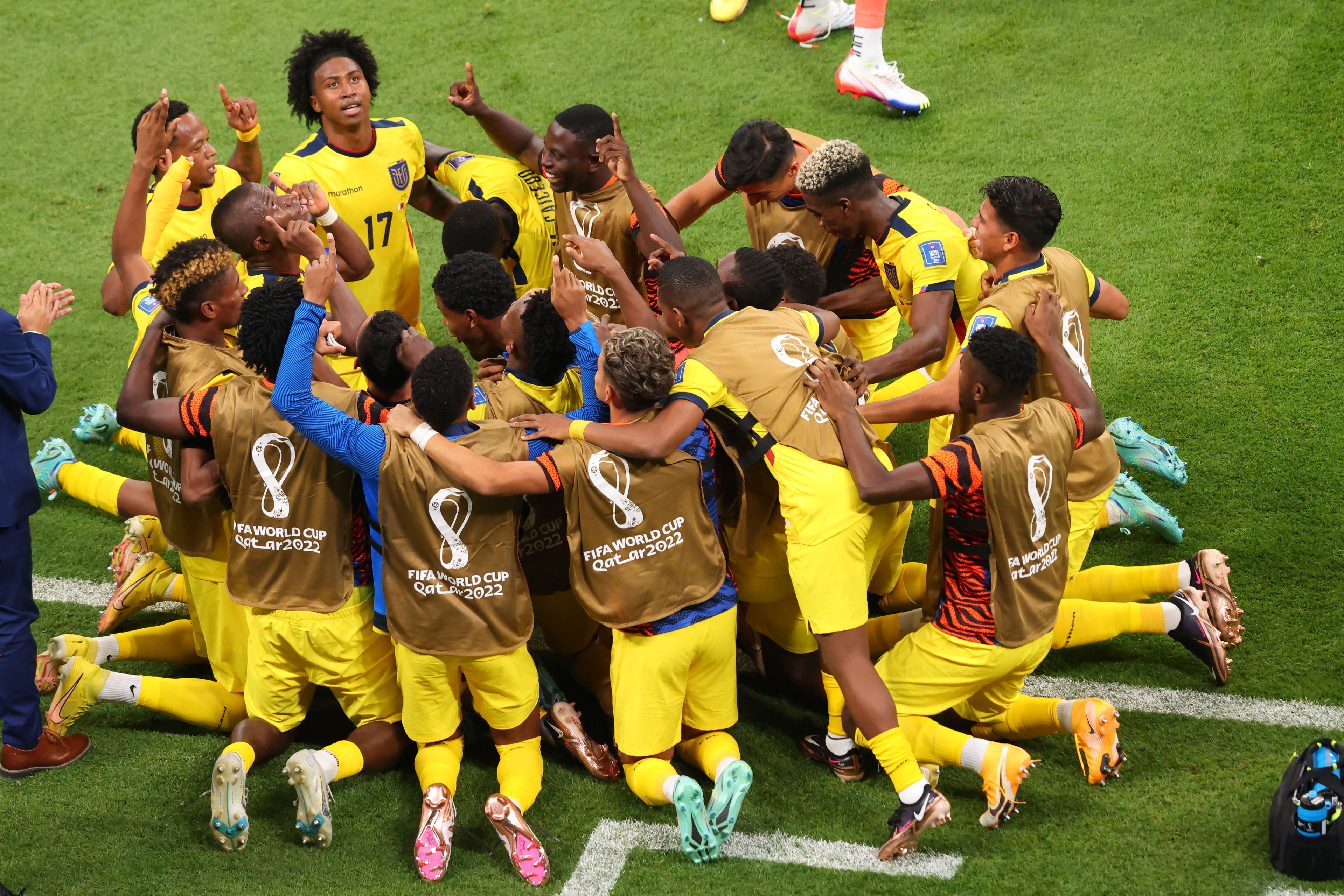 Valencia duplájával nyerte meg Ecuador a nyitómérkőzést