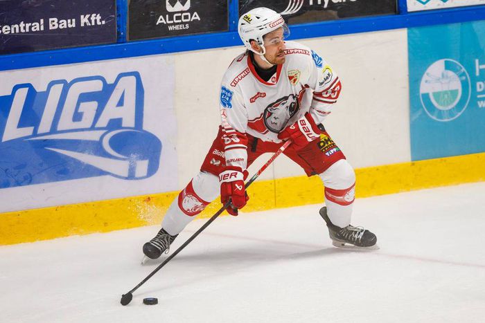 A 27 éves Doyle a DVTK Jegesmedvék következő bajnoki és kupamérkőzésén még szerepel (Fotó: dvtk.eu)