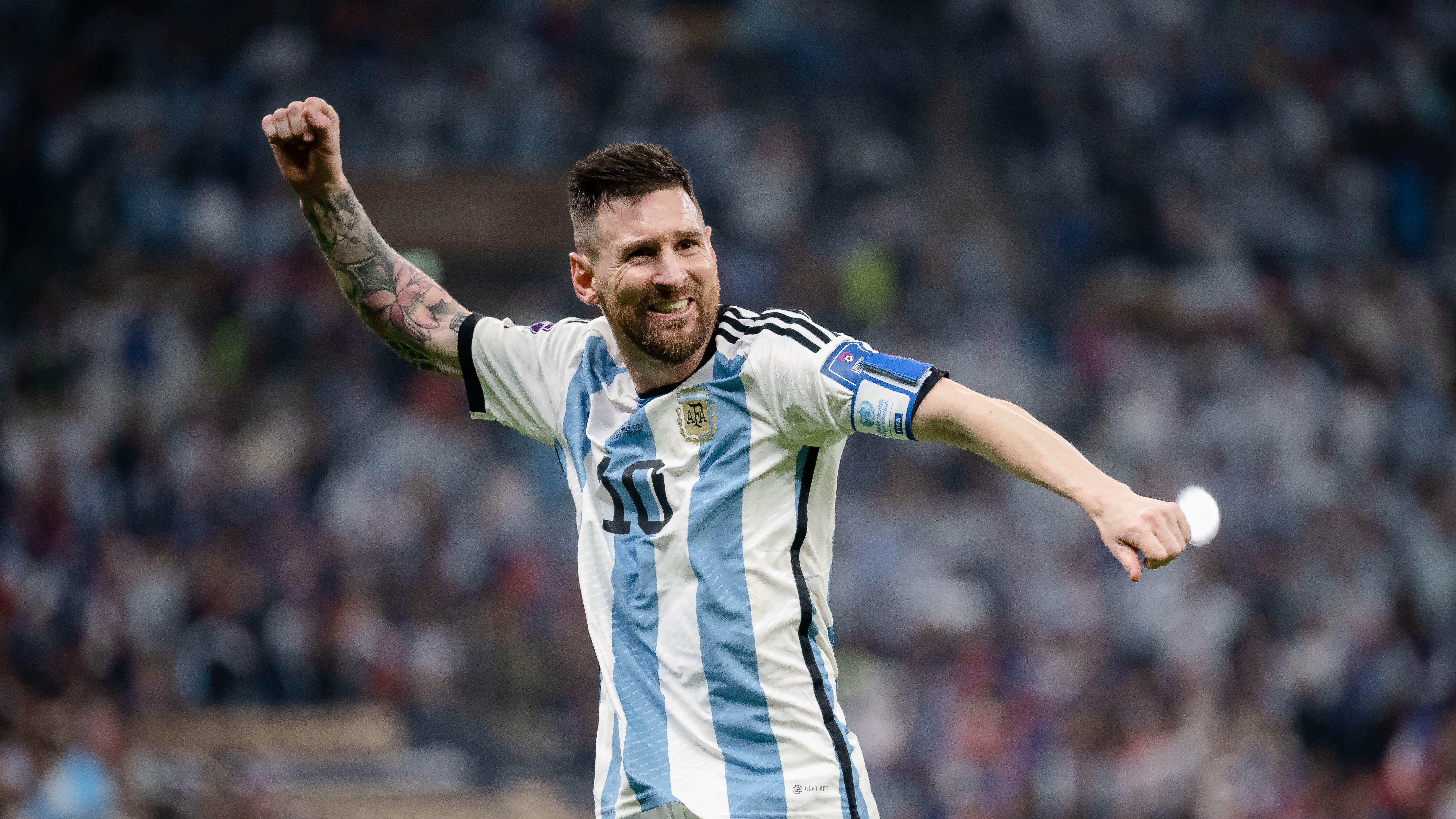 KÉP: kiderült, hogy Messi nem egyedül töltötte a győzelem éjszakáját – frissítve!