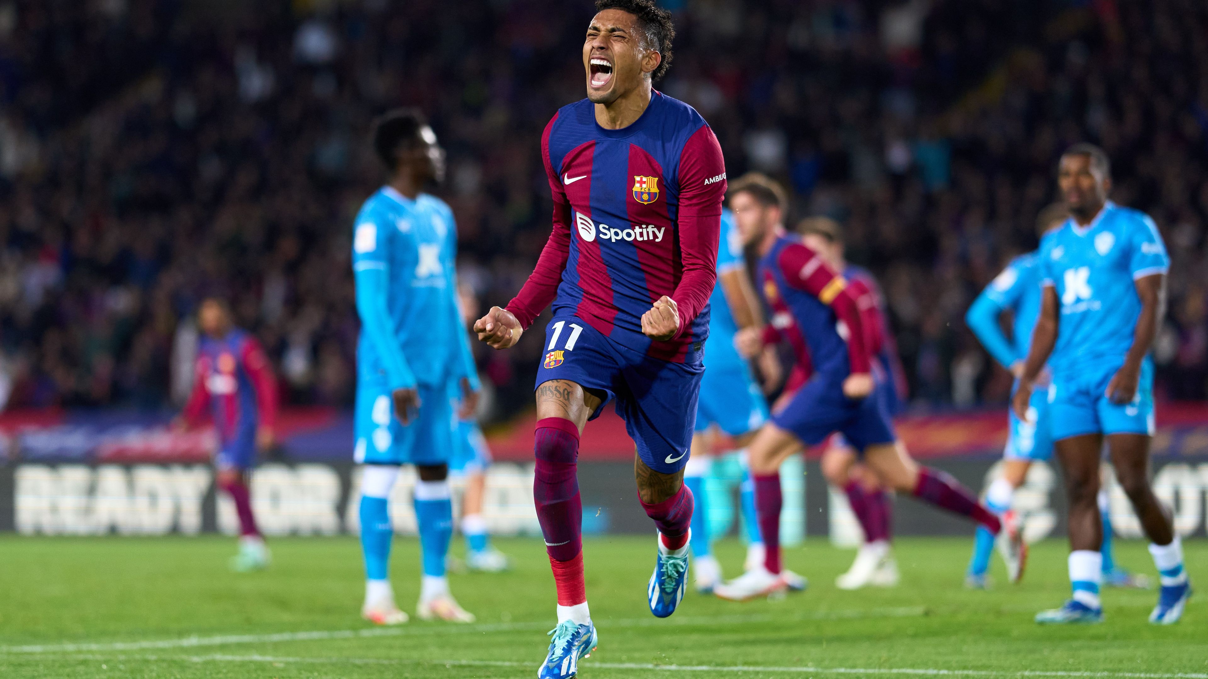 Raphina gólja és gólpassza is kellett a Barcelona sikeréhez. (Fotó: Getty Images)