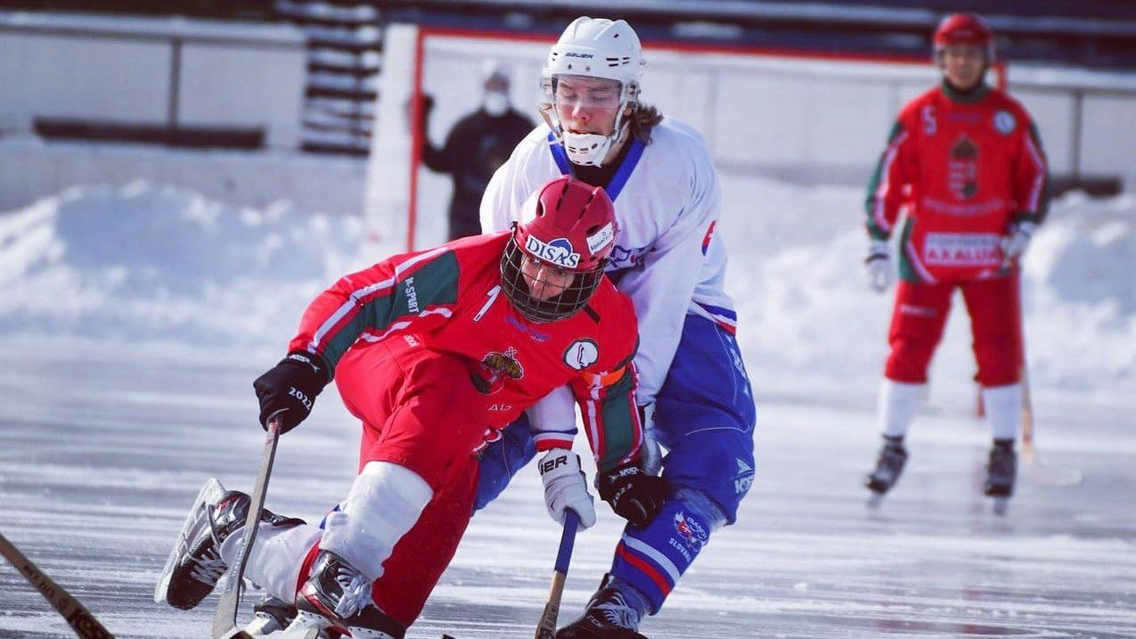 Nagy lehetőség lett volna ez a junior-válogatottnak (Fotó: Facebook/Magyar Bandy Szövetség)