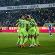 Sallai Roland kimaradt a verésből, a Wolfsburg ellátta a Freiburg baját – videókkal