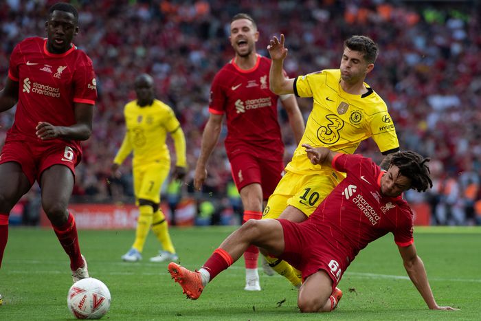 Liverpool–Chelsea rangadót rendeznek a Premier League-ben