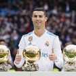 Ronaldo beszólt a Messit idén díjazó szervezeteknek