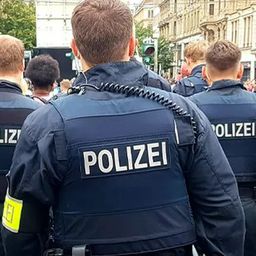Szurkolói verekedést akadályozott meg a rendőrség Frankfurtban