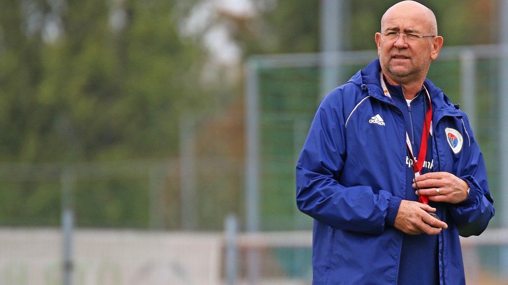 Kondás Elemér marad a Vasas edzője; Sampaolit viszont másodszor is kirúgta a Sevilla – délelőtti hírösszefoglaló