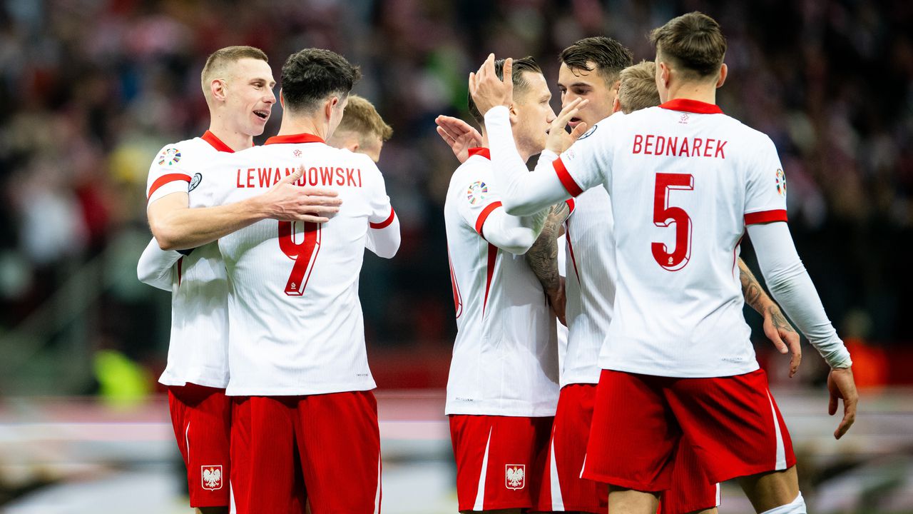 Los polacos marcaron una serie de goles.  Los finlandeses no estarán presentes en la Eurocopa