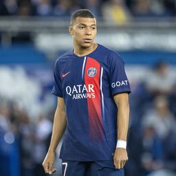 Mbappé rohadéknak nevezte Messit