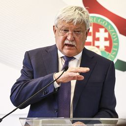A stadionépítés befejeződött, a honi futball stabil lábakon áll, de játszhatna több magyar is az NB I-ben